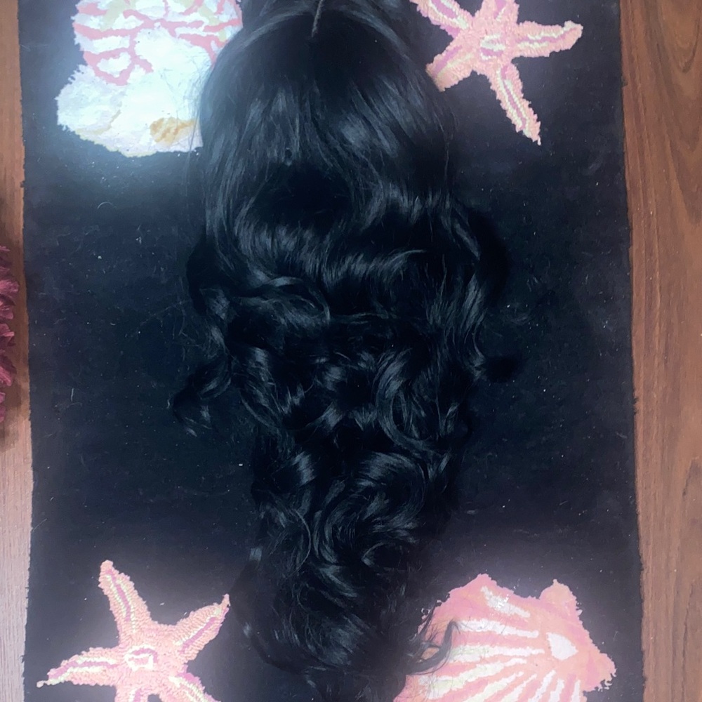 🌸🍷 Bobbi Boss Elegant Black Body Wavy Hair Synthetic Wig 30” Jet Black 🌸🍷